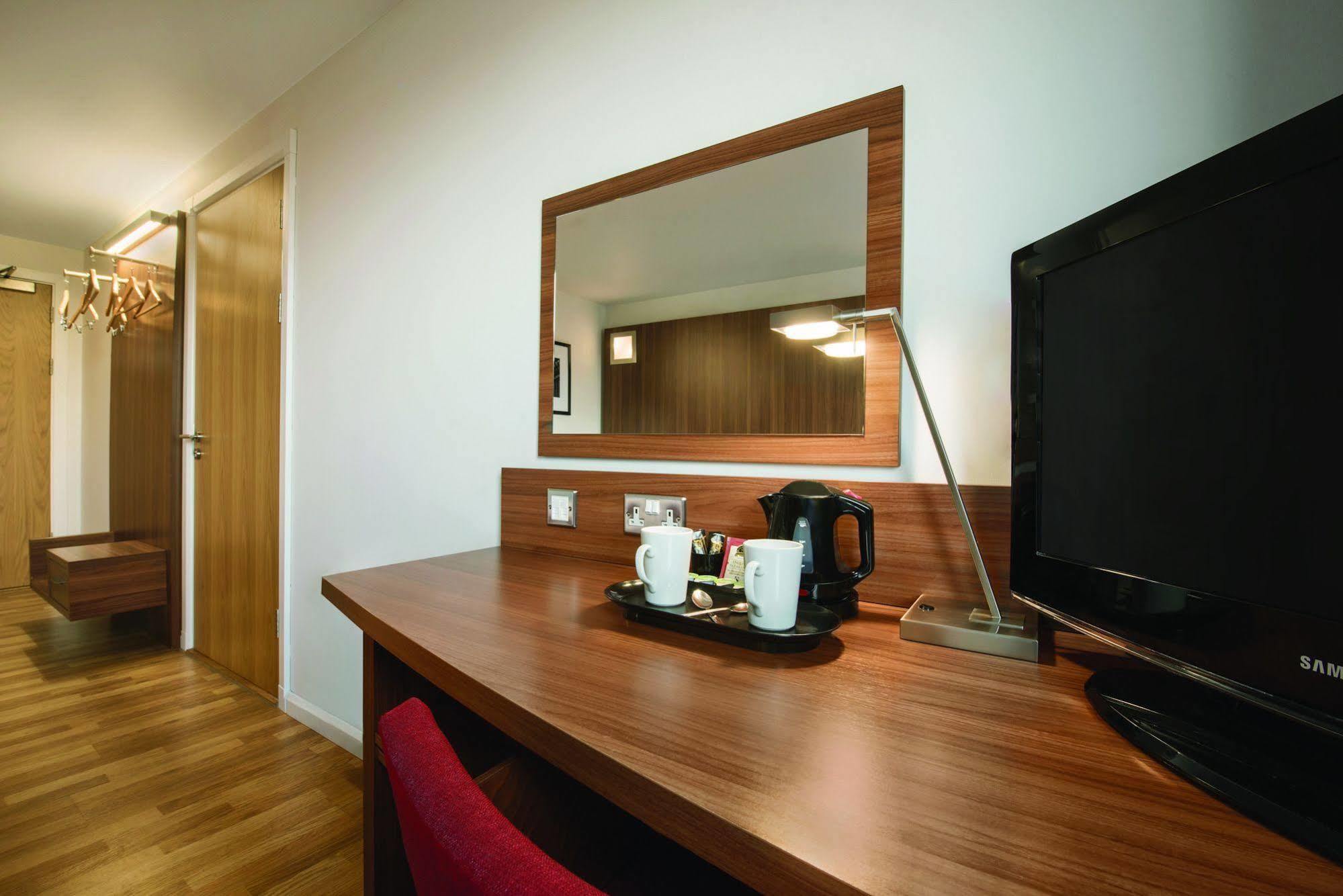 Ramada Encore Newcastle-Gateshead Bagian luar foto